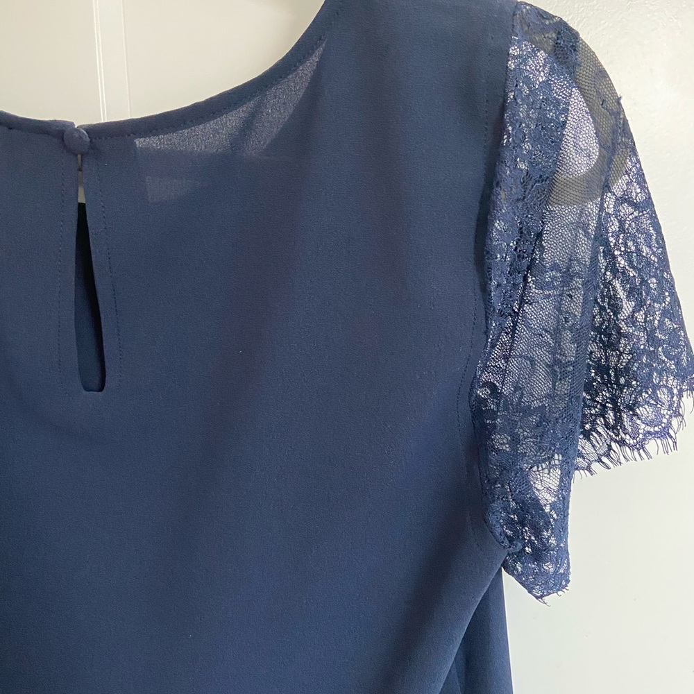 41 Hawthorn Blouse - Picture 2 of 3